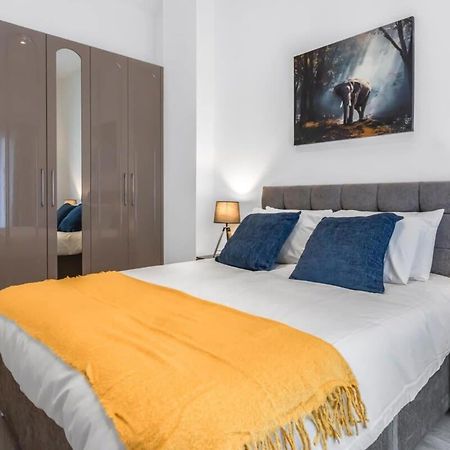 Lovely 1 Bedroom Apartment In Central Woking Exteriér fotografie