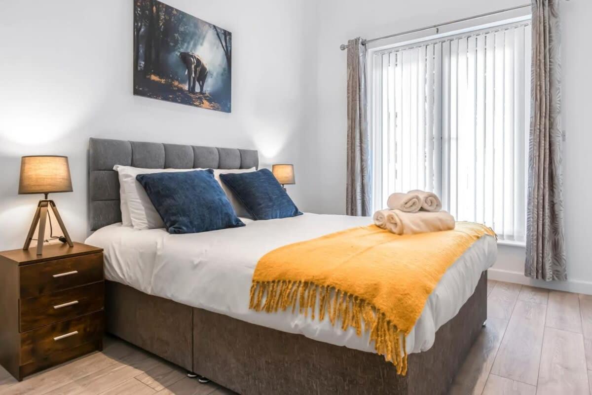 Lovely 1 Bedroom Apartment In Central Woking Exteriér fotografie